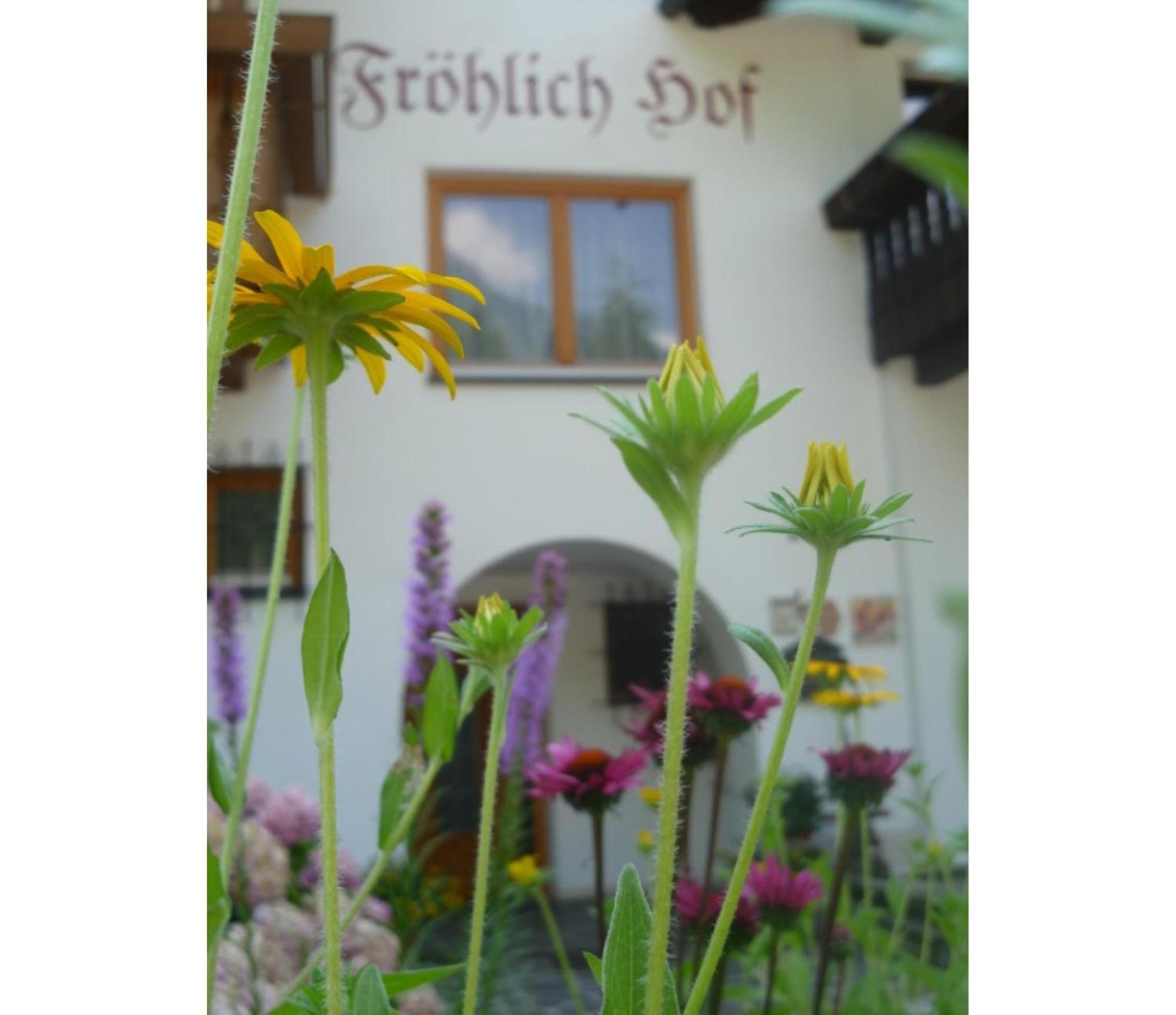 Froehlichhof Wohnung Apfelbluete Lagundo Exterior photo