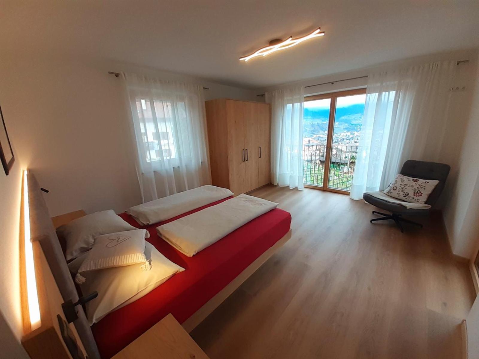 Froehlichhof Wohnung Apfelbluete Lagundo Exterior photo